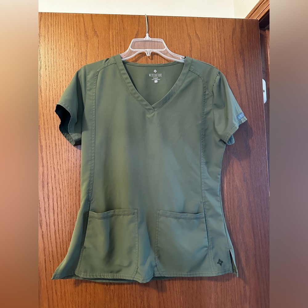 Med couture scrub set